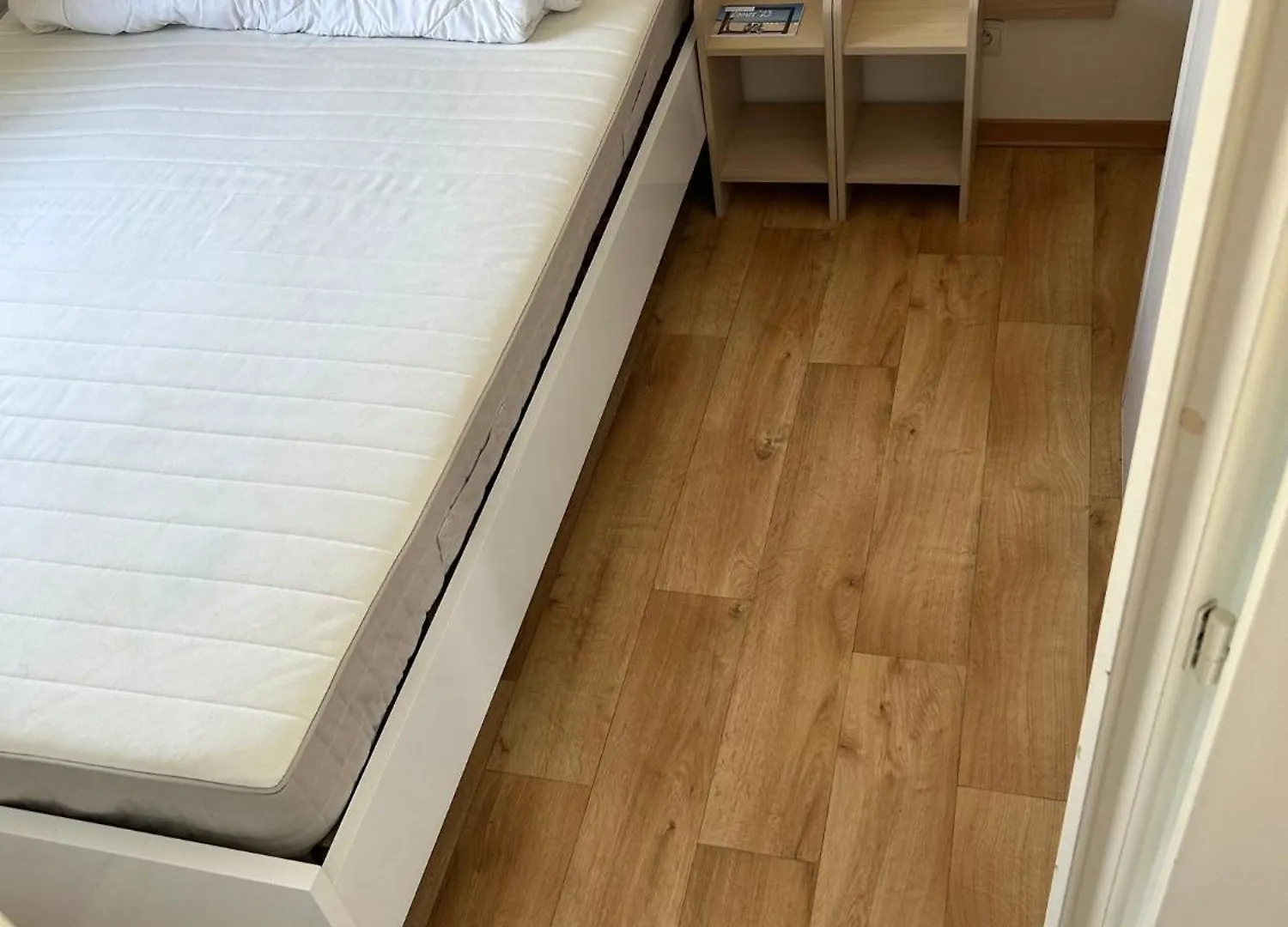 Luxueuze Stacaravan 4Pers Met Terras En Tuintje Bredene Holiday home